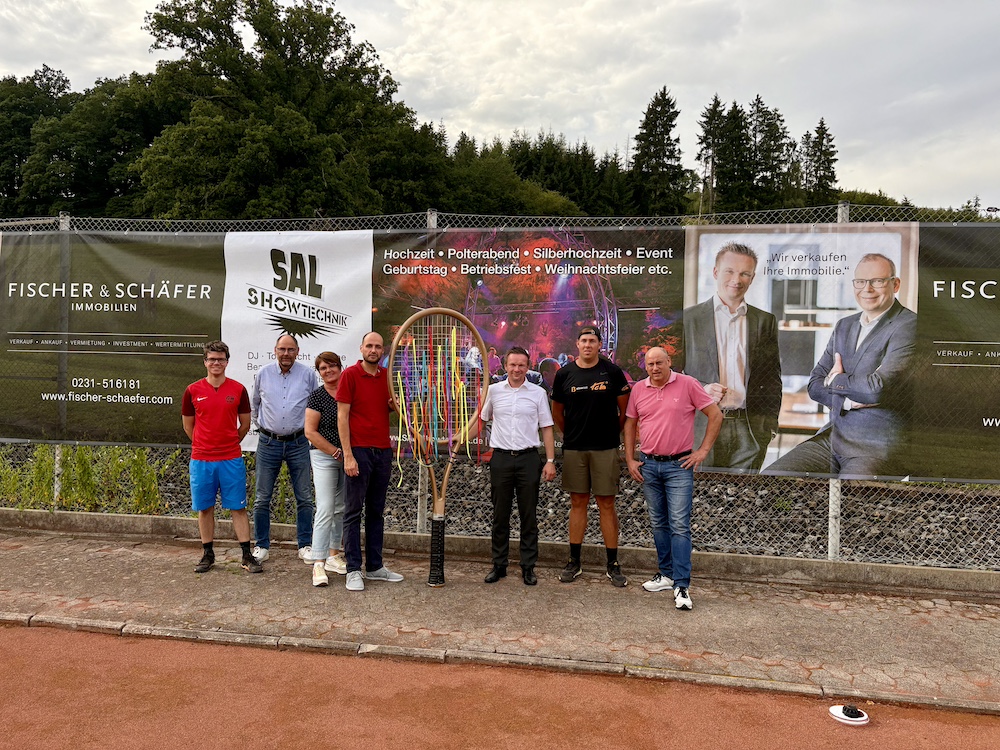 Fischer & Schäfer Immobilien unterstützt den Tennis-Club Hönnetal in Balve